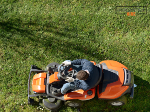 Lawn mower Hire