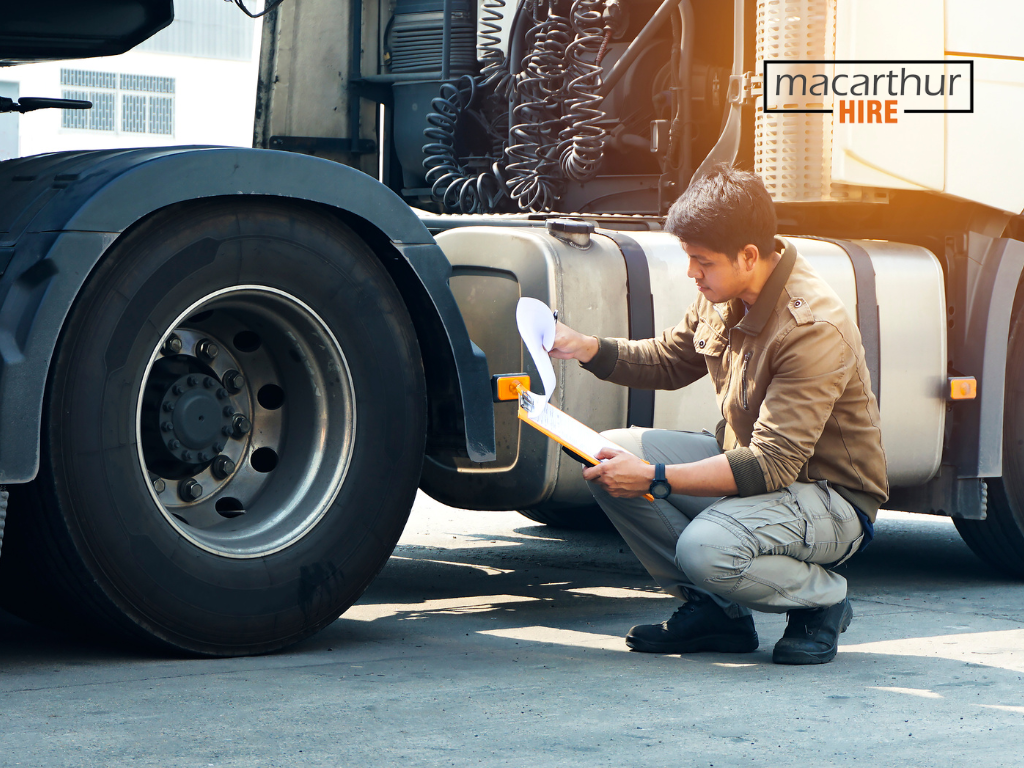 2 Ton Fuso Tray Truck