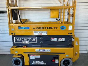Scissor lift