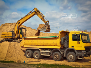 business equipment hire Truck rental guide, 2 Ton Tray Truck, 2 Ton Fuso Tray Truck, kubota excavator, equipment for rent, truck rental macarthur, Equipment Hire