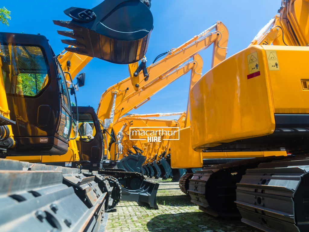 truck hire macarthur
 truck rental macarthur, Truck rental guide, 2 Ton Fuso Tray Truck, 2 Ton Tray Truck, car hire macarthur, excavator hire macarthur, Forklift hire
